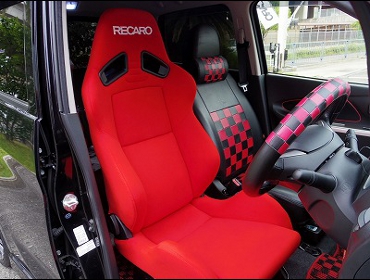 NISSAN�@�f�C�Y�@B21W�Ɂ@RECARO�i���J���jSR-7�@KK100�@RED�@����