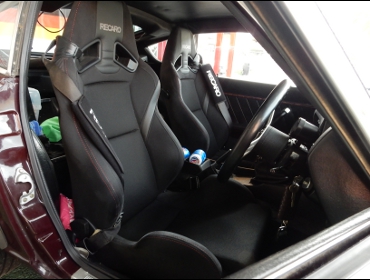 RECARO�i���J���V�[�g�j�@NISSAN�@�t�F�A���f�BZ�@S30�Ƀ��J���@SR-7 Lassic BK�@�~2�r�@����