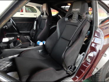 RECARO�i���J���V�[�g�j�@NISSAN�@�t�F�A���f�BZ�@S30�Ƀ��J���@SR-7 Lassic BK�@�~2�r�@����