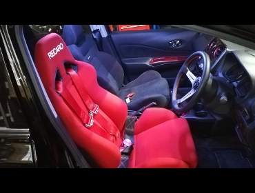 NISSAN�@�m�[�g�@E12�@�Ɂ@RECARO�i���J���j�@SR-7�@KK100�@RED�@����