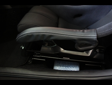 NISSAN�@�t�F�A���f�BZ�@Z33�@�Ɂ@RECARO�i���J���j�@TS-G�@GK�@BK/BK�@�~2�r�@����