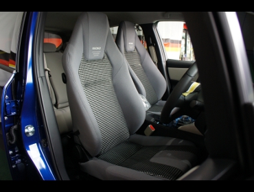 NISSAN�@���[�t�@�Ɂ@RECARO�i���J���j�@LX-F�@IN110�@�O���C�@�V�[�g�q�[�^�[�t���@���@LX-F�@IN110�@�O���C�@�V�[�g�q�[�^�[�t���@�d����]�V�[�g�@����