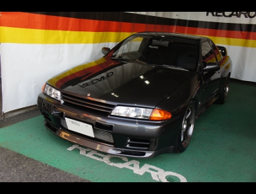 NISSAN�@�X�J�C���C���@GT-R�@BNR32�@�Ɂ@RECARO�i���J���j�V�[�g����