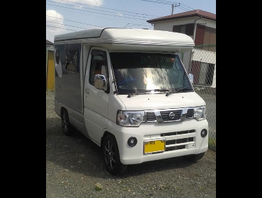 NISSAN�@�N���b�p�[�g���b�N�@�y�L�����s���O�J�[�@U71T�@�Ɂ@RECARO�i���J���j�V�[�g����