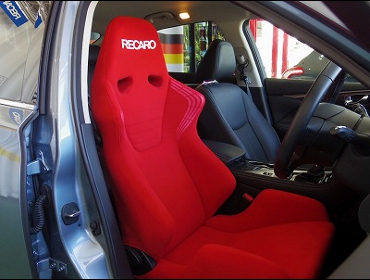 RECARO�i���J���V�[�g�j�@NISSAN�@�X�J�C���C���@V37�i2017�N�j�@�Ɂ@RECARO�i���J���j�@SR-6�@KK100S�@RED�@����
