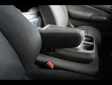 NISSAN�@�L�����o���@NV350�@�Ɂ@RECARO�i���J���j�@SR-7F�@KK100�@BK�@����