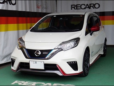 NISSAN�@�m�[�g�@e�p���[�@�Ɂ@RECARO�i���J���j�@�X�|�[�c�X�^�[���~�e�b�h�G�f�B�V�����@RED/BK�@����