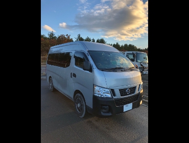 NISSAN�@NV350�@�L�����o���@�Ɂ@RECARO�i���J���j�@SR-7F�@GK100�@BK/SIL�@�V�[�g�q�[�^�[�t���@A/R�@����