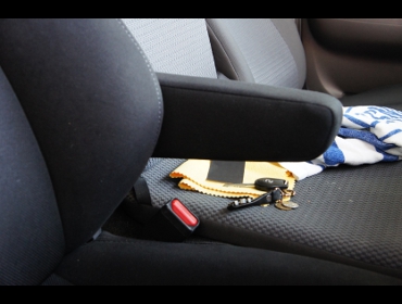 NISSAN�@NV350�@�L�����o���@�Ɂ@RECARO�i���J���j�@SR-7F�@GK100�@BK/BK�@�V�[�g�q�[�^�[���A�[�����X�g�t���@����