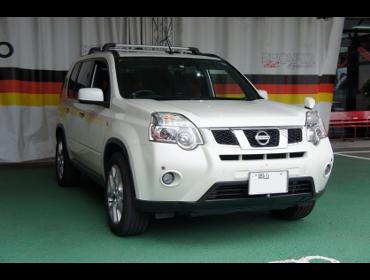 NISSAN�@�G�N�X�g���C���@T31�@�Ɂ@RECARO�i���J���j�@LX-F�@TR�@NN�@BK�@�~���E�@����