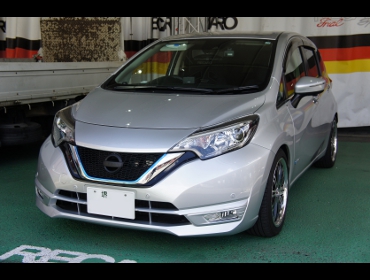 NISSAN�@�m�[�g�@e-power�@HE12�@�Ɂ@RECARO�i���J���j�@SR-7F�@GK100�@BK/SIL�@�A�[�����X�g�t���@����