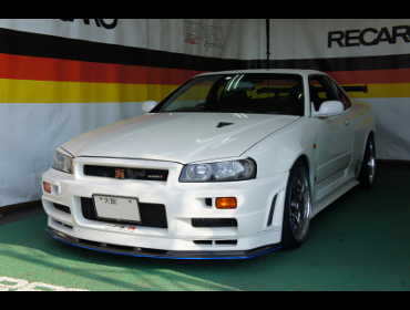 NISSAN�@�X�J�C���C���@GT-R�@BNR34�@�Ɂ@RECARO�i���J���j�@SR-7�@����@�A�h�o���X�G�f�B�V����2019�@RED�@�~���E�@����