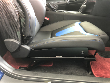 NISSAN�@35GT-R�i2014�N�j�@�Ɂ@RECARO�i���J���j�N���X�X�|�[�c�X�^�[�@���~�e�b�h�G�f�B�V�����@�u���[�@�J�[�{���o�b�N�V�F���@����