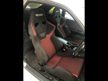 NISSAN�@�X�J�C���C���@BCNR33�@�Ɂ@RECARO�i���J���j�@SR-6�@GK100S�@BK/RED�@�~���E�@����