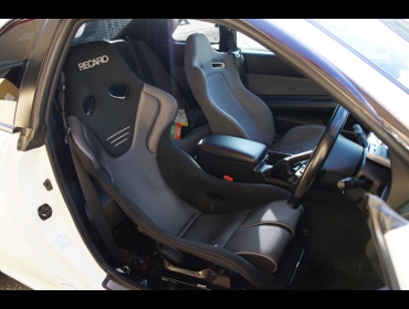 NISSAN�@�X�J�C���C���@BNR34�@�Ɂ@RECARO�i���J���j�@TS-G�@GK�@BK/SIL�@����