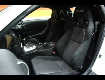 NISSAN�@�t�F�A���f�BZ�@Z33�i2006�N�j�@�Ɂ@RECARO�i���J���j�@SR-7�@GK100�@BK/SIL�@�V�[�g�q�[�^�[�t���@���@SR-7F�@GK100�@BK/SIL�@�V�[�g�q�[�^�[�t���@����