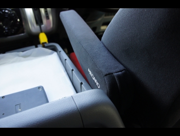 NISSAN�@NV350�@�v���~�A��GX�i2018�N�j�@�Ɂ@RECARO�i���J���j�@SR-7F�@GU100�@RED�@�A�[�����X�g�t���@����