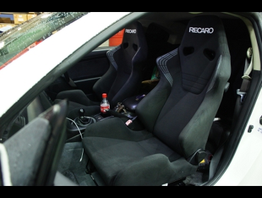 NISSAN�@�X�J�C���C���N�[�y�@CPV35�i2003�N�j�@�Ɂ@RECARO�i���J���j�@SR-6�@KK100S�@BK�@�~���E�@����