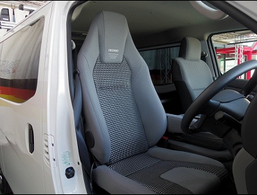 NISSAN�@NV350�i2020�N�j�@�Ɂ@RECARO�i���J���j�@LX-F�@INN110�@�O���C�@�A�[�����X�g�t���@����
