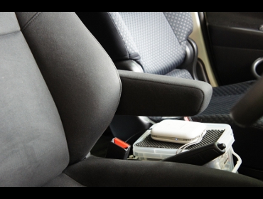 NISSAN�@�o�l�b�g�@NV200�@�Ɂ@RECARO�i���J���j�@SR-7F�@KK100�@BK�@A/R�@�^�C�v�@����