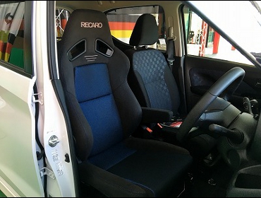 NISSAN�@�f�C�Y�@B40�@�Ɂ@RECARO�i���J���j�@SR-7F�@GK100�@BK/BL�@�A�[�����X�g�t���@����