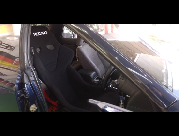 NISSAN�@�X�J�C���C���@HCR32�i1990�N�j�@�Ɂ@RECARO�i���J���j�@RS-GE�@����