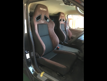 NISSAN�@�L�����o��NV350�@�Ɂ@RECARO�i���J���j�@SR-7F�@GU100�@�u���E���@�~���E�@����