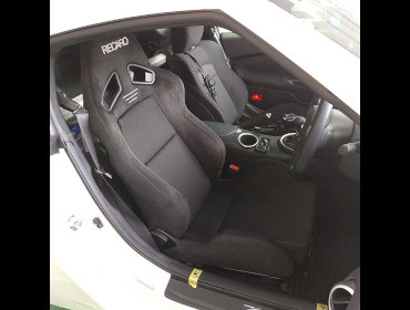 NISSAN�@�t�F�A���f�BZ�@Z34�i2021�N�j�@�Ɂ@RECARO�i���J���j�@SR-7�@GU100�@BK�@����