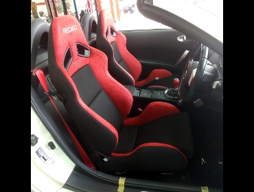NISSAN�@�t�F�A���f�BZ�@���[�h�X�^�[�@Z33�i2005�N�j�@�Ɂ@RECARO�i���J���j�@SR-7�@GU100�@RED�@�~���E�@����