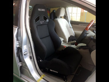 NISSAN�@�V���t�B�@TB17�i2013�N�j�@�Ɂ@RECARO�i���J���j�@SR-7�@GK100�@BK/BK�@����