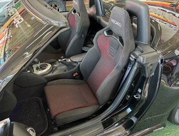 NISSAN�@�t�F�A���f�BZ�@Z34�i2010�N�j�@�Ɂ@RECARO�i���J���j�@SR-S�@BK100H�@BK/RED�@���@SR-C�@BK100H�@BK/RED�@����