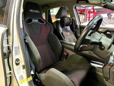 NISSAN�@�m�[�g�@6AA-E13�i2021�N�j�@�Ɂ@RECARO�i���J���j�@SR-S�@BK100�@BK/RED�@����