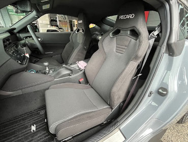 NISSAN�@�t�F�A���f�BZ�@RZ34�i2024�N�j�@�Ɂ@RECARO�i���J���j�@SR-S�@BK100�@BK/BK�@���@SR-C�@BK100�@BK/BK�@����