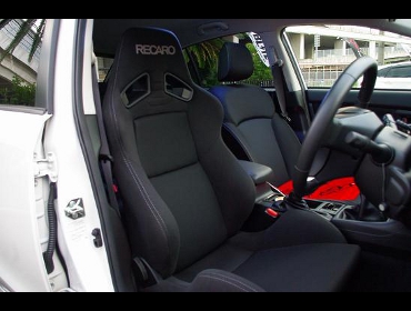 RECARO�i���J���V�[�g�j�@SUBARU�@�C���v���b�T�@GP��RECARO�i���J���j�@SR-7 SK100�@BK�@����