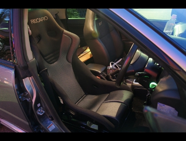 RECARO�i���J���V�[�g�j�@SUBARU�@�C���v���b�T�@GDB��RECARO�i���J���j�@RS-G SK2 BK/SIL�@����
