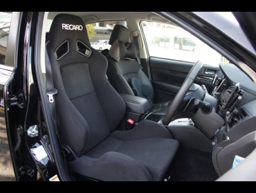 RECARO�i���J���V�[�g�j�@SUBARU�@���K�V�BB4�@BMM��RECARO�i���J���j�@SR-7F KK100 BK ����