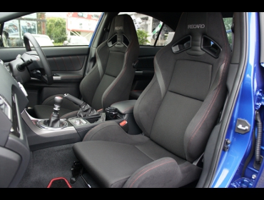 RECARO�i���J���V�[�g�j�@SUBARU�@WRX�@STI�@VAB�Ƀ��J���@SR-7 Lassic�i���V�b�N�j�@BK/RED�@�~2�r�@����