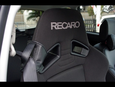 RECARO�i���J���V�[�g�j�@SUBARU�@�t�H���X�^�[�@SJ5�Ƀ��J���@SR-7 SK100H�i�V�[�g�q�[�^�[�t���j�@BK/BK�@����