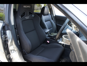RECARO�i���J���V�[�g�j�@SUBARU�@���K�V�B�@BPE�Ƀ��J���@SR-7F GK100H�i�V�[�g�q�[�^�[�t���j�@BK/BK�@����