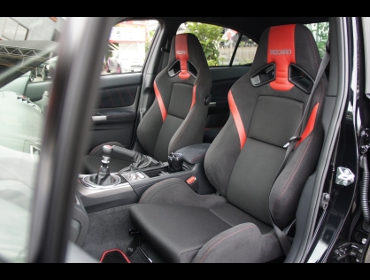 RECARO�i���J���V�[�g�j�@SUBARU�@WRX�@STI�@VAB�Ƀ��J���@SR-7�@Lassic RED/RED�@�~2�r�@����
