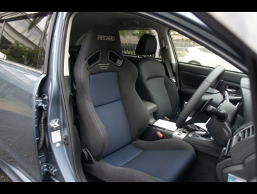 RECARO�i���J���V�[�g�j�@SUBARU�@�����H�[�O�@VM4�Ƀ��J���@SR-7F�@GK100�@BK/BL�@����