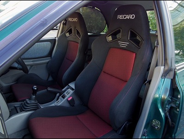 RECARO�i���J���V�[�g�j�@SUBARU�@�C���v���b�T�@GF8�Ƀ��J���@SR-7�@SK100�@BK/RED�@���@SR-7F�@GK100�@BK/RED�@����