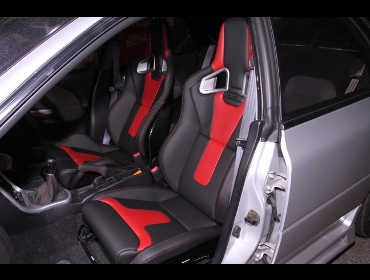 RECARO�i���J���V�[�g�j�@SUBARU�@�C���v���b�T�@WRX�@STI�U�@GC8��RECARO�i���J���j�@�X�|�[�c�X�^�[�@���~�e�b�h�G�f�B�V�����@RED�@���@�N���X�X�|�[�c�X�^�[�@���~�e�b�h�G�f�B�V�����@RED�@�J�[�{���o�b�N�d�l�@����