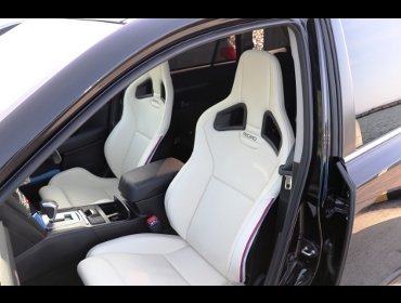 RECARO�i���J���V�[�g�j�@SUBARU�@���K�V�BBR��RECARO�i���J���j�@�X�|�[�c�X�^�[LL100H���U�[SE�@���@���@�N���X�X�|�[�c�X�^�[LL100H���U�[SE�@���@����