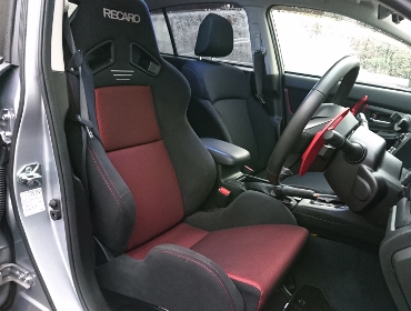 RECARO�i���J���V�[�g�j�@SUBARU�@�C���v���b�T�X�|�[�c�Ƀ��J���@SR-7�@GK100�@BK/RED�@����