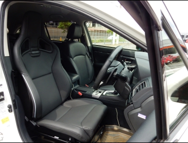 SUBARU�@�����H�[�O�@VM4��RECARO�i���J���j�N���X�X�|�[�c�X�^�[LL100H���U�[SE�@BK���U�[�@BK��SIL���C���@����