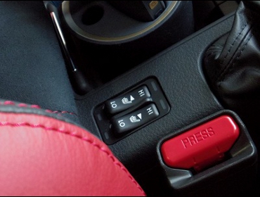 SUBARU�@WRX�@STI�@VAB�@�Ɂ@RECARO�i���J���j�@SR-7�@Lassic�@�V�[�g�q�[�^�[�t���@RED�@���@SR-7F�@Lassic�@�V�[�g�q�[�^�[�t���@RED�@����