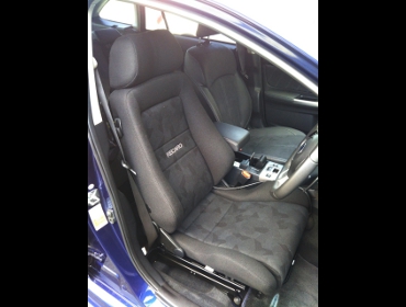 SUBARU�@�����H�[�O�@VM4�@�Ɂ@RECARO�i���J���j�@�G���S���hD�@BK�@����