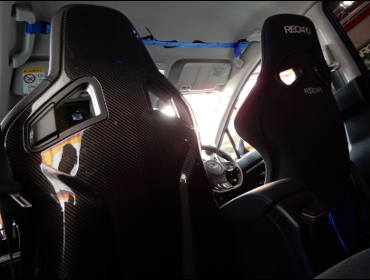 SUBARU�@�����H�[�O�@�Ɂ@RECARO�i���J���j�@RS-G�@GK�@���@�X�|�[�c�X�^�[CL100H�@CF�i�J�[�{���o�b�N�V�F���j�@����