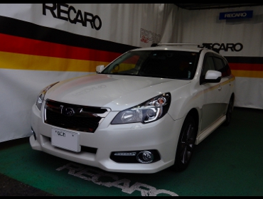 SUBARU�@���K�V�B�@BRM�@�Ɂ@RECARO�i���J���j�V�[�g����